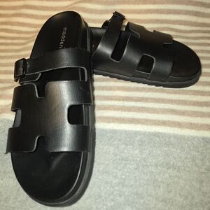 MADDEM GIRL WOMENS SLIDES